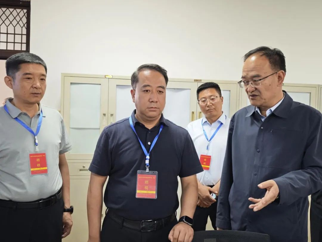 李曉清調(diào)研2025年高考準(zhǔn)備工作